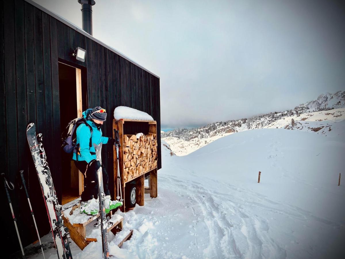 Atipic Lodge Арет Экстерьер фото